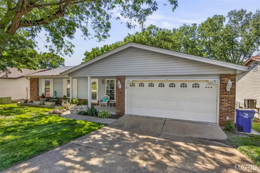 6021 Bissonnet Court, Saint Louis, MO 63129 - #2