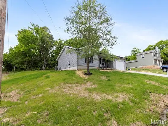 400 East Plattin Street, De Soto, MO 63020 - #2