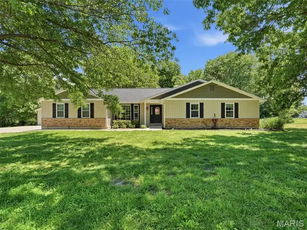 60 Wilderness Lane, Defiance, MO 63341