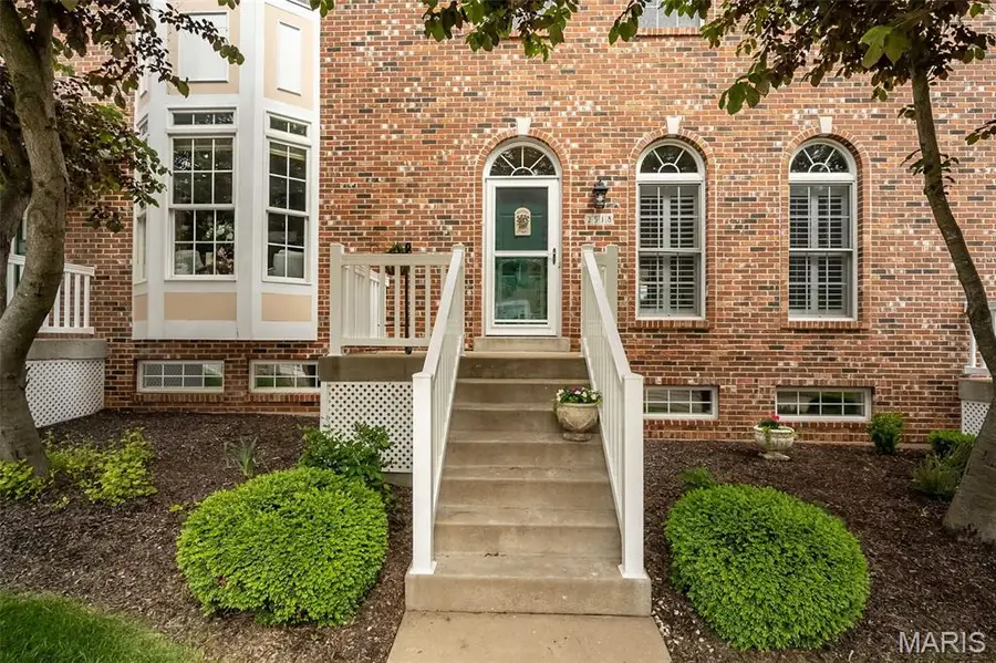2518 S Larksong Drive, Wildwood, MO 63040 - #2