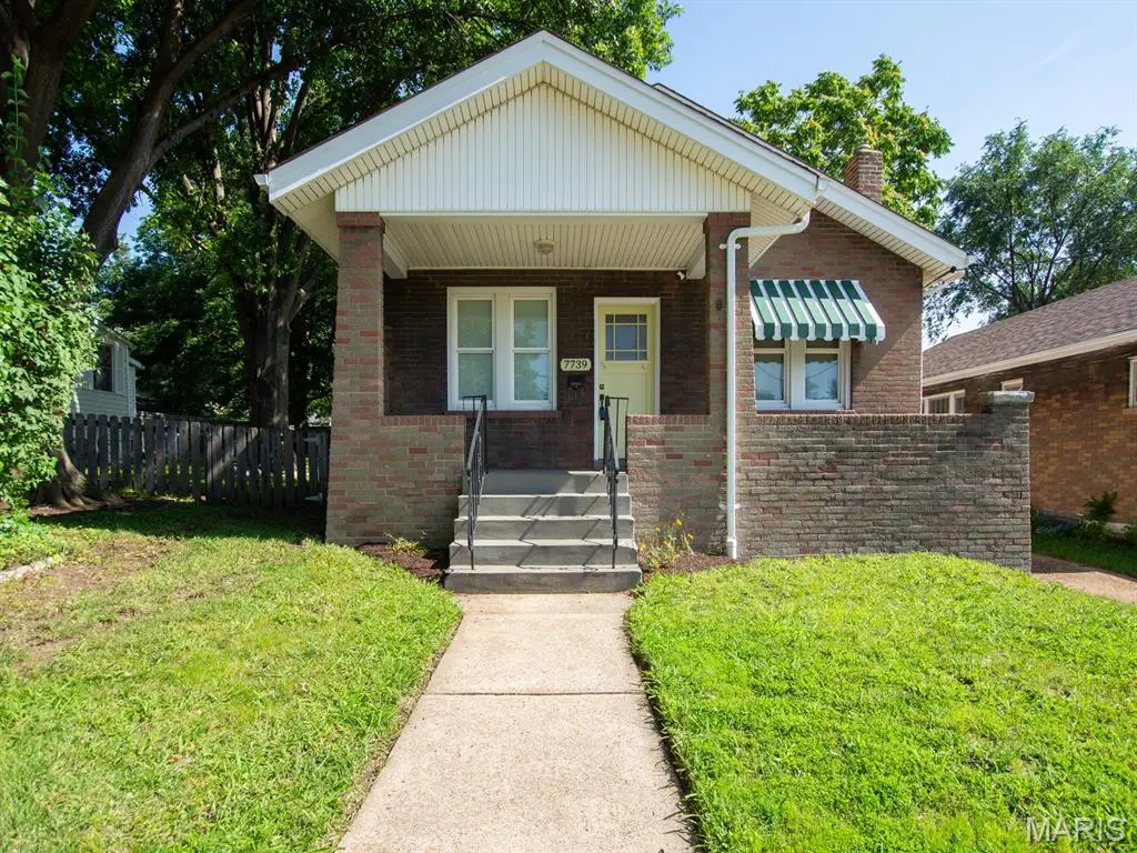 7739 Dale Avenue, Saint Louis, MO 63117 - #1