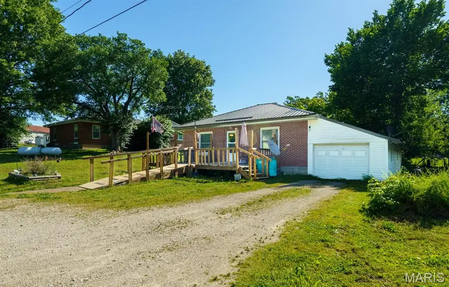 505 S Linn Avenue, Belle, MO 65013 - #2