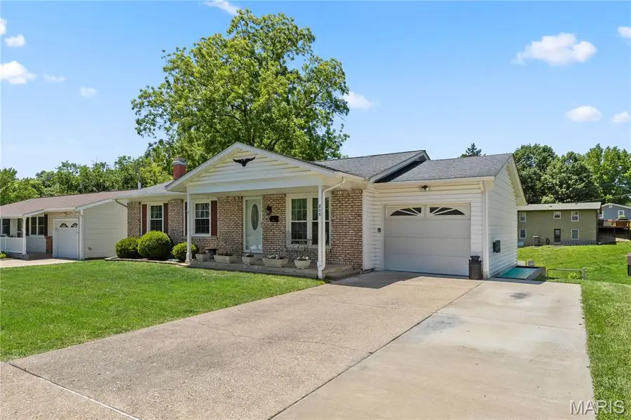805 Wilson, Washington, MO 63090 - #2