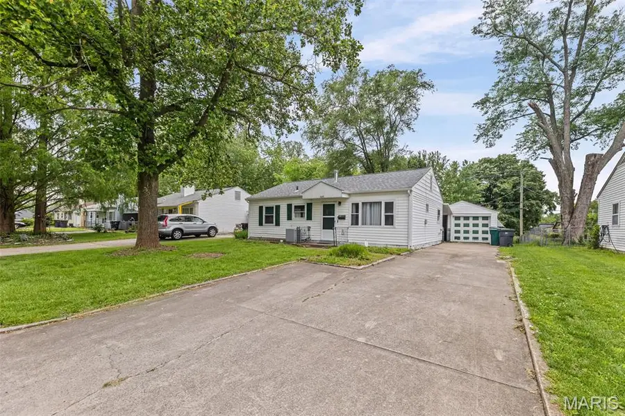 4000 Shirley Drive, Belleville, IL 62226 - #3