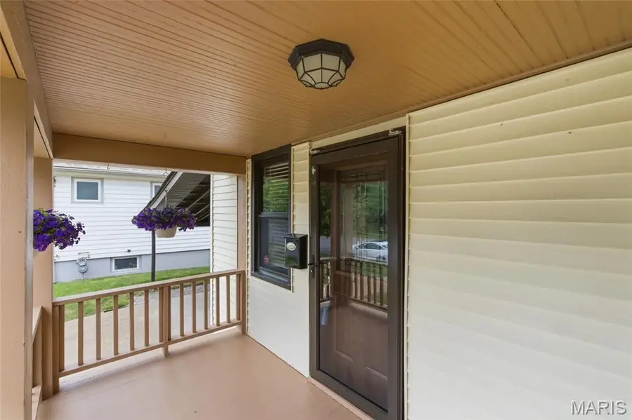 7078 Lindenwood Place, Saint Louis, MO 63109 - #2