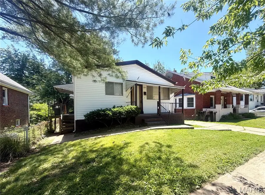7040 Julian Avenue, University City, MO 63130 - #2