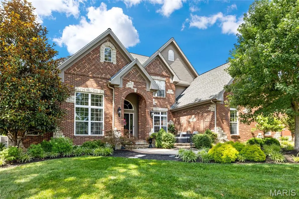 11727 Fawnridge Drive, Des Peres, MO 63131 - #1