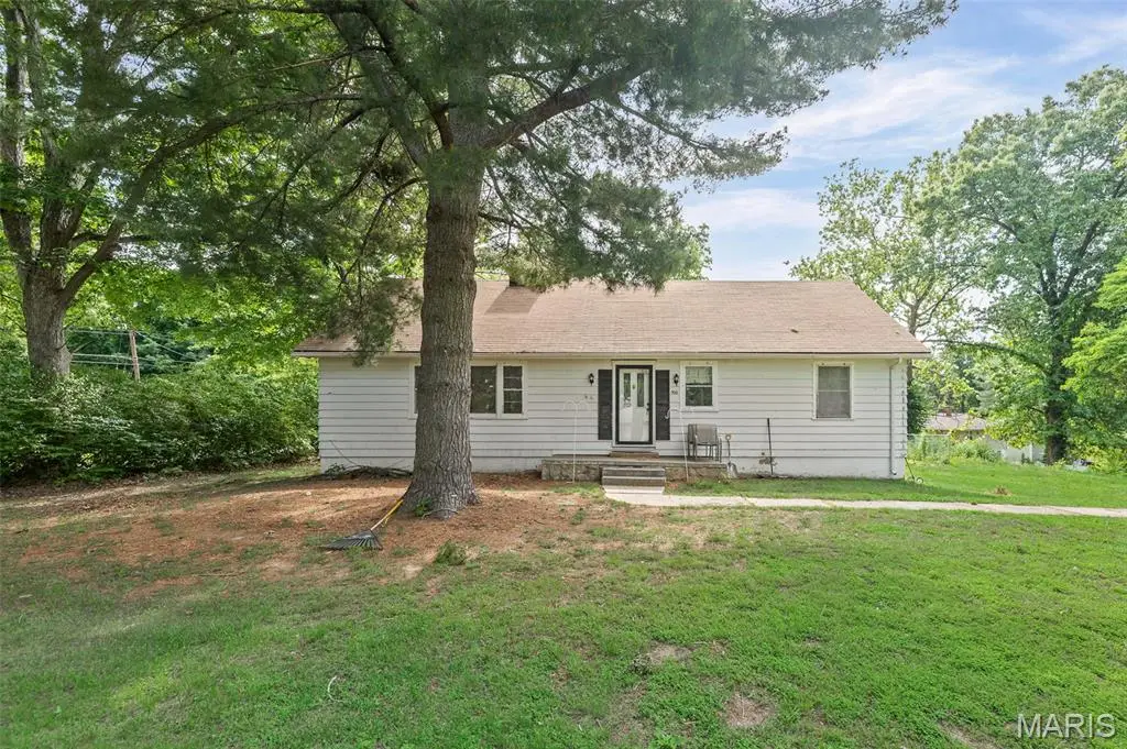 500 Edgewood Drive, Belleville, IL 62223 - #1