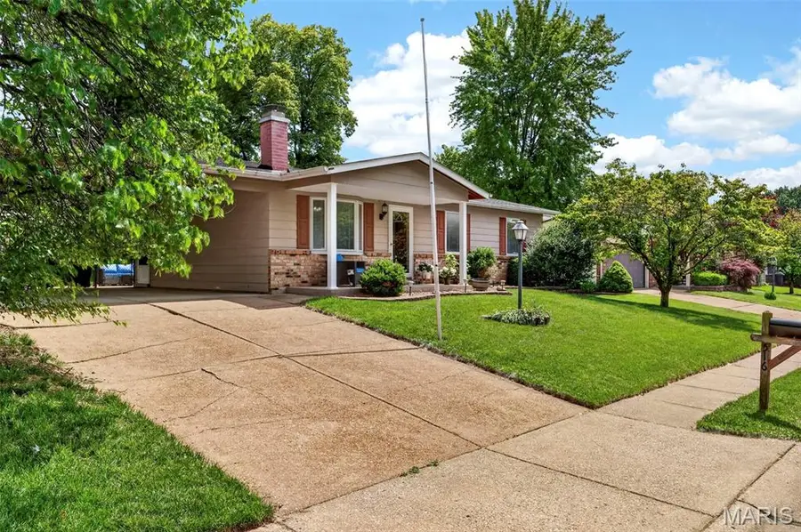 516 Crestview Lane, Saint Charles, MO 63301 - #2