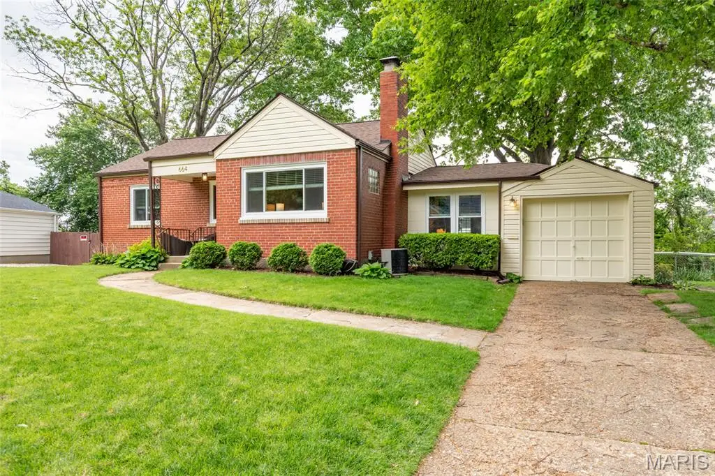 664 Deerhurst Drive, Webster Groves, MO 63119 - #1