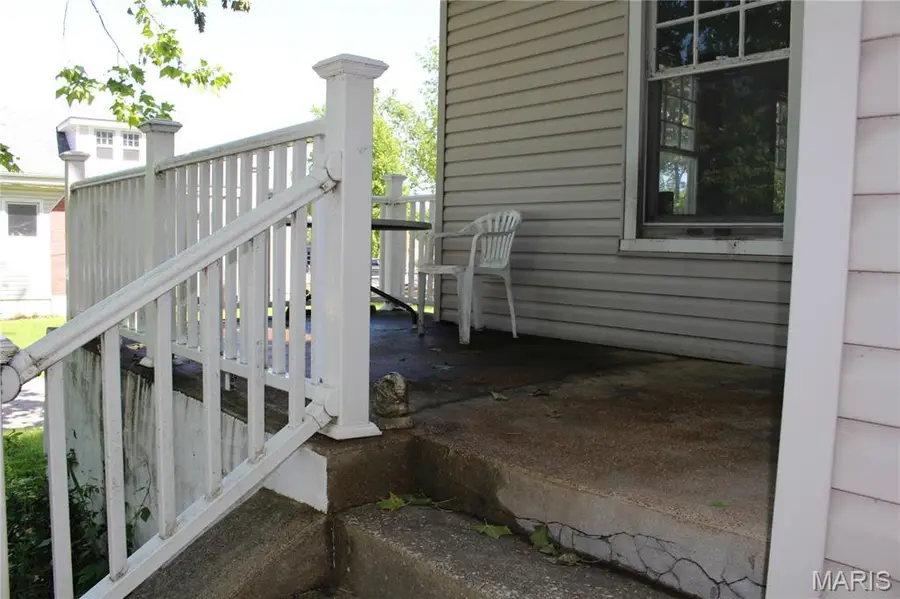 9119 Shelley Avenue, Overland, MO 63114 - #3