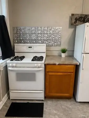 6309 Page Avenue, Saint Louis, MO 63133 - #3