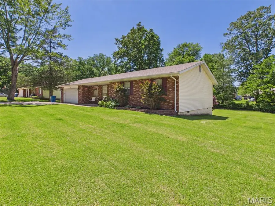 6201 Pinecrest Drive, Poplar Bluff, MO 63901 - #2