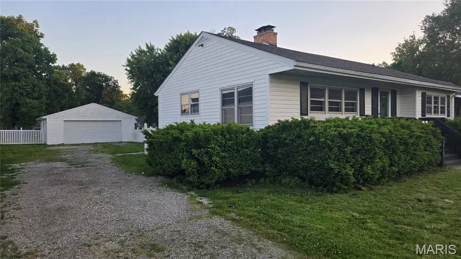 5912 N Belt W, Belleville, IL 62223 - #2