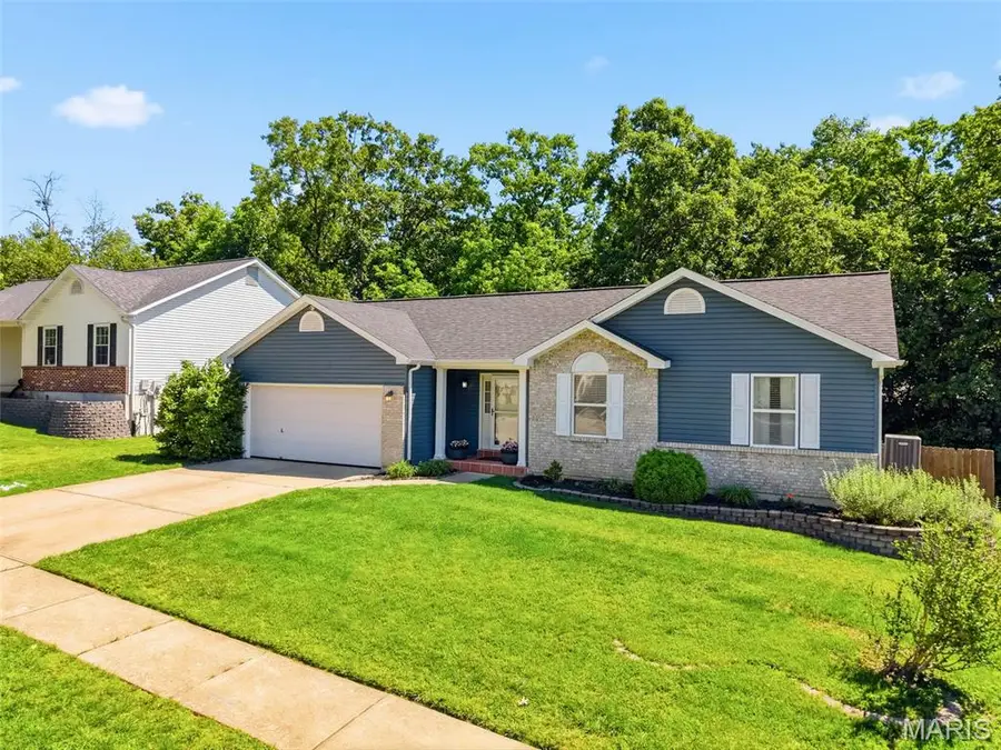 886 Sherwood Forest Court, Ofallon, MO 63366 - #3