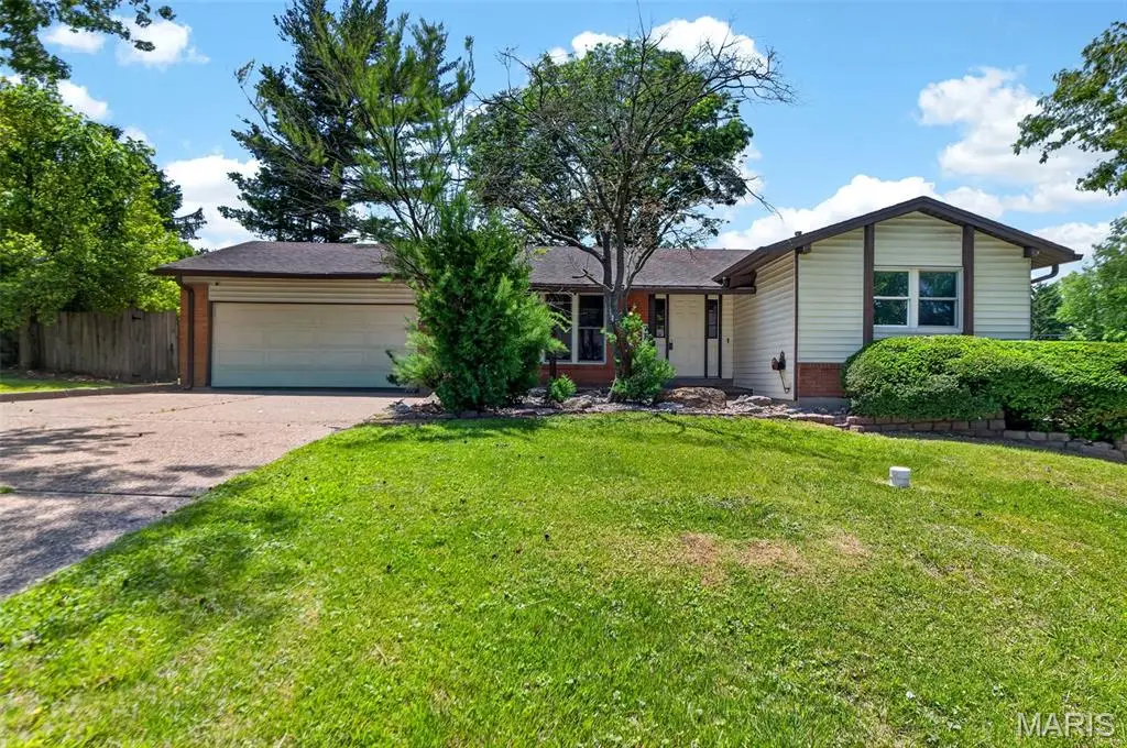 3297 Gwengreen Drive, Bridgeton, MO 63044 - #1