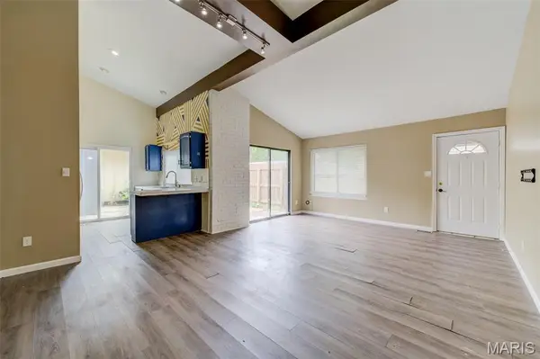 1311 Musket Hollow #F, St Charles, MO 63303