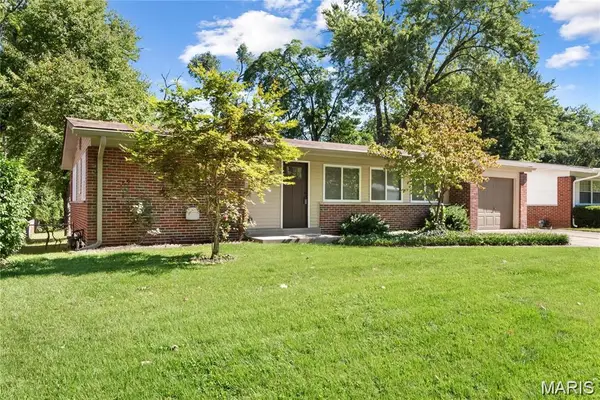 2715 Narraganset Drive, Florissant, MO 63033