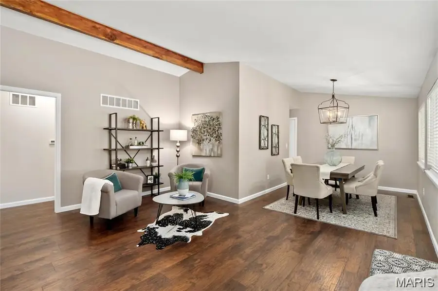 2715 Narraganset Drive, Florissant, MO 63033 - #2
