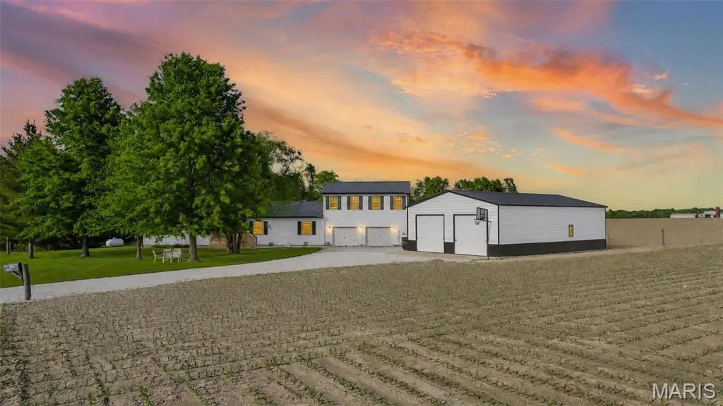 367 NW 175 Avenue, Carrollton, IL 62016 - #1