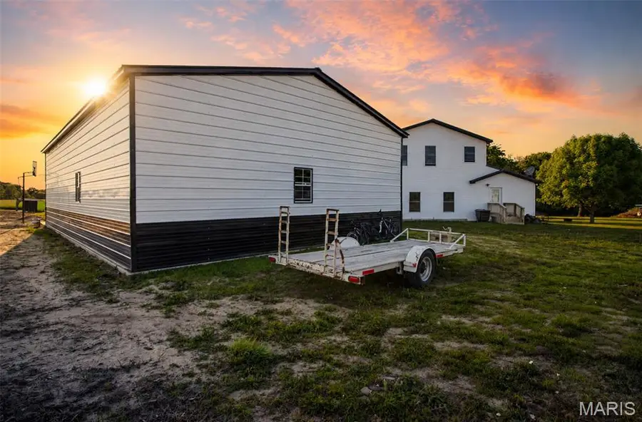 367 NW 175 Avenue, Carrollton, IL 62016 - #3