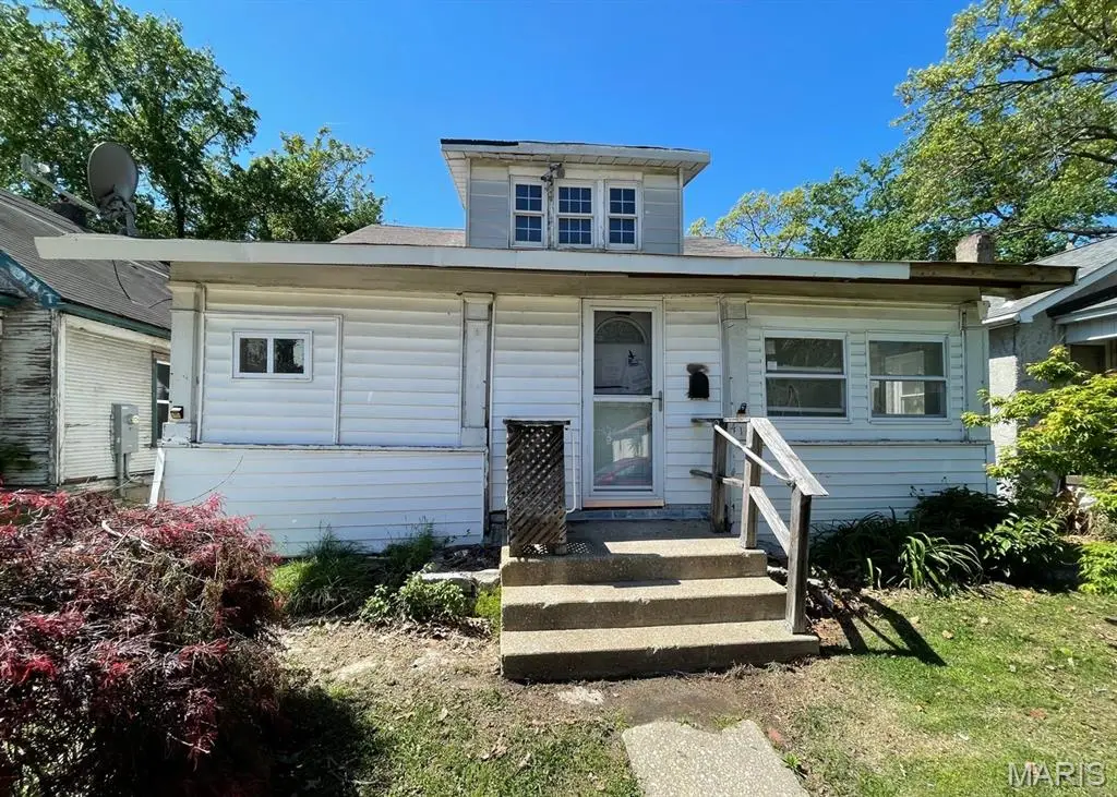 412 Jefferson Avenue, Alton, IL 62002 - #1