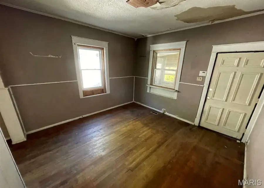 412 Jefferson Avenue, Alton, IL 62002 - #2