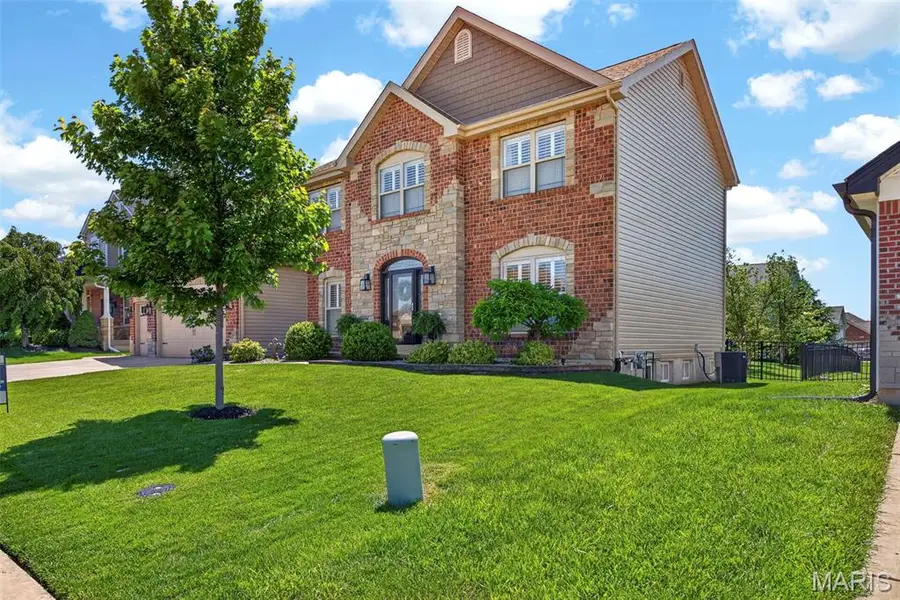 124 Central Park Avenue, Wentzville, MO 63385 - #3