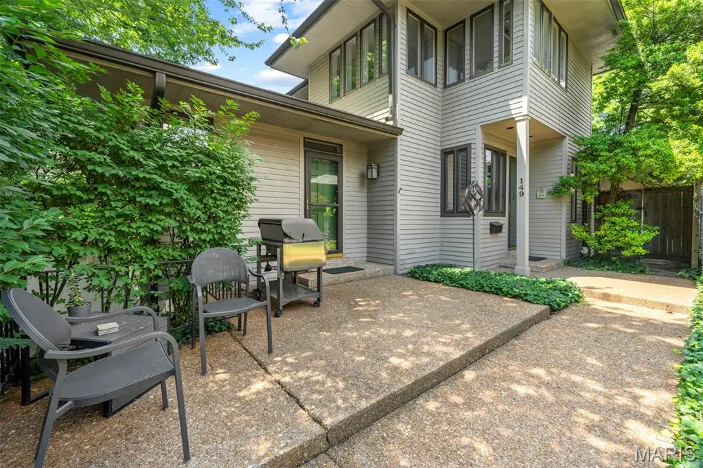 149 N Hanley Road, University City, MO 63105 - #1