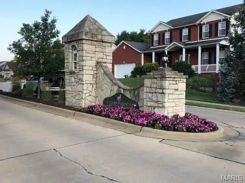 6170 Stone Wolfe Drive, Glen Carbon, IL 62034
