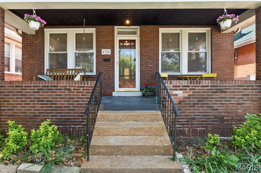 4326 Wyoming Street, Saint Louis, MO 63116 - #2