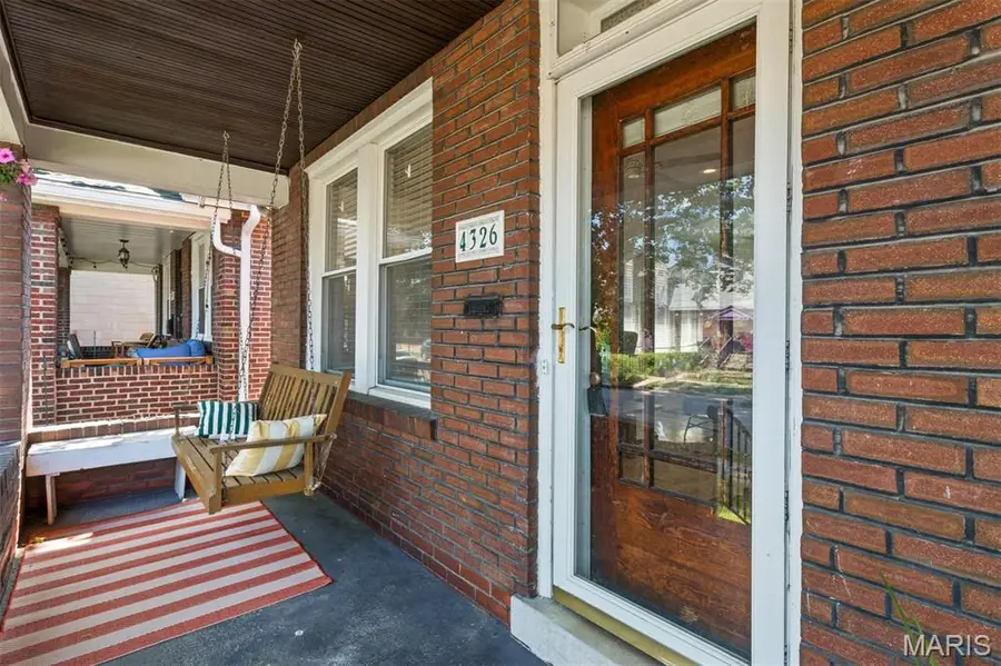 4326 Wyoming Street, Saint Louis, MO 63116 - #3
