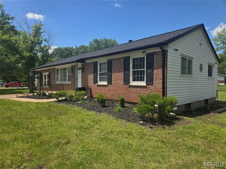 1831 Longford Drive, Saint Louis, MO 63136 - #3