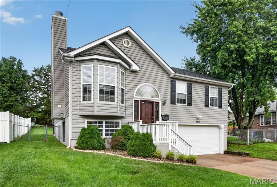 8541 Kathleen Avenue, Affton, MO 63123 - #3