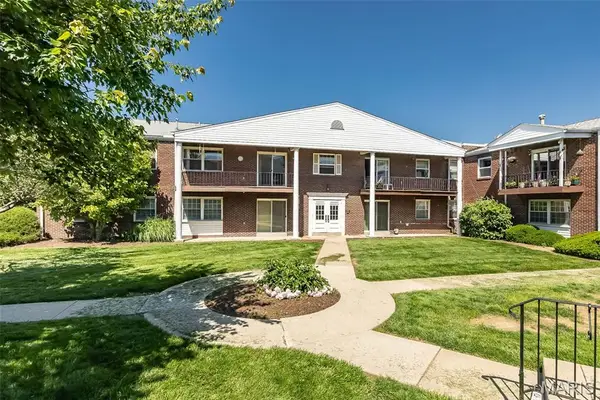 10315 Forest Brook Lane #A, St Louis, MO 63146