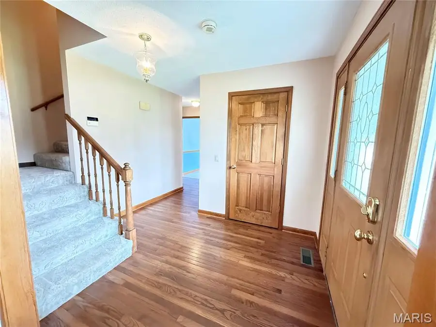 525 W Lindenwood Avenue, Sikeston, MO 63801 - #2