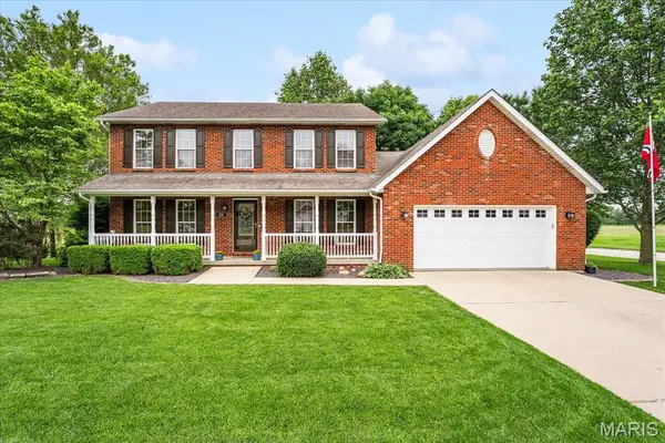320 Summers Trace, Belleville, IL 62220