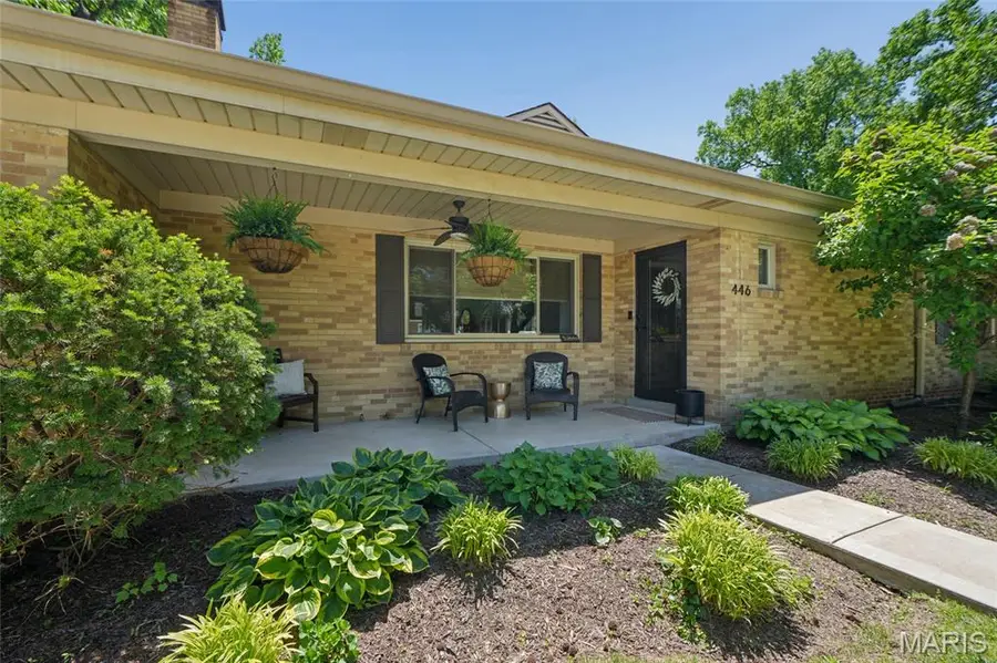 446 Hampshire Court, Webster Groves, MO 63119 - #2