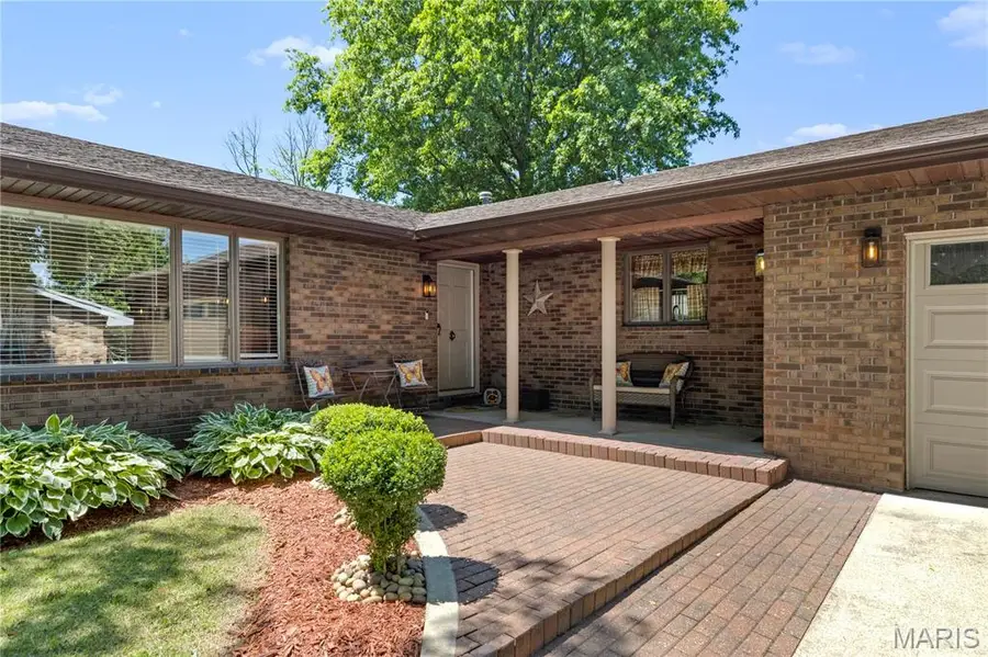 5 Magnolia Drive, Moro, IL 62067 - #3