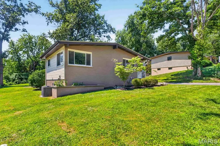 6 The Knolls Lane, Creve Coeur, MO 63141 - #3