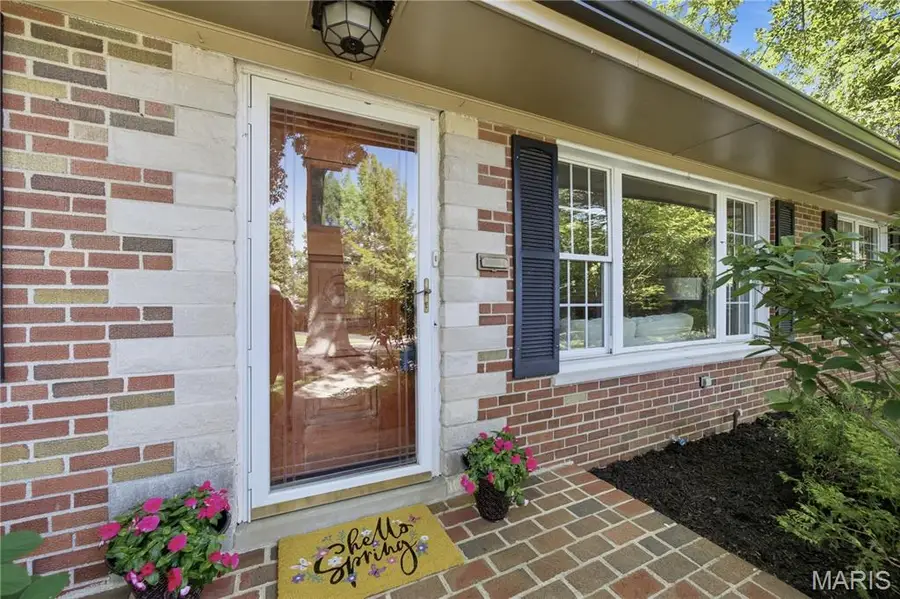 20 Ridge Line Drive, Warson Woods, MO 63122 - #3