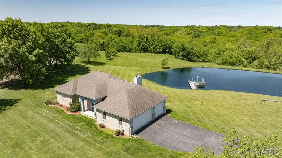 21465 Beaty Mound Road, Jerseyville, IL 62052 - #2