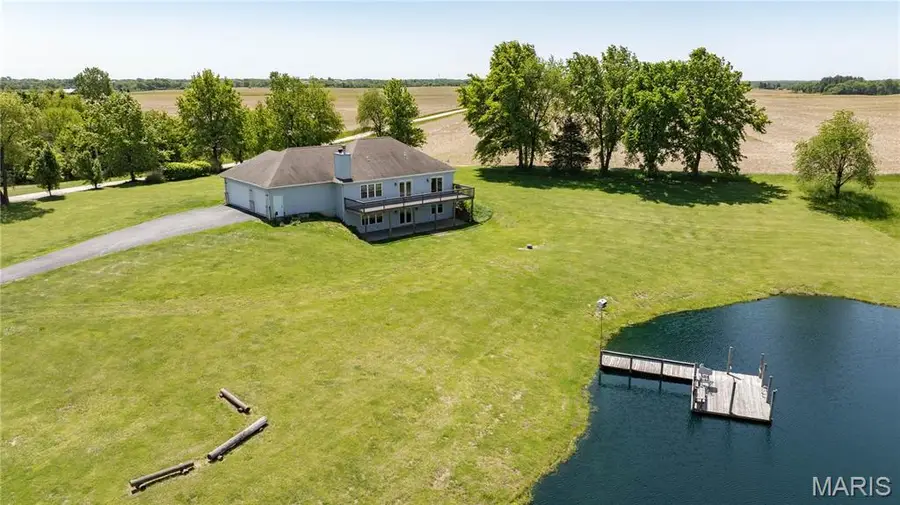 21465 Beaty Mound Road, Jerseyville, IL 62052 - #3