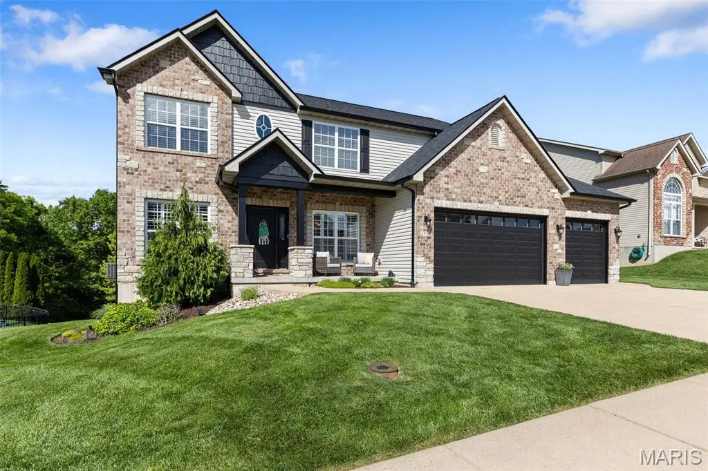 4355 Ventura Place Drive, Saint Louis, MO 63128 - #1