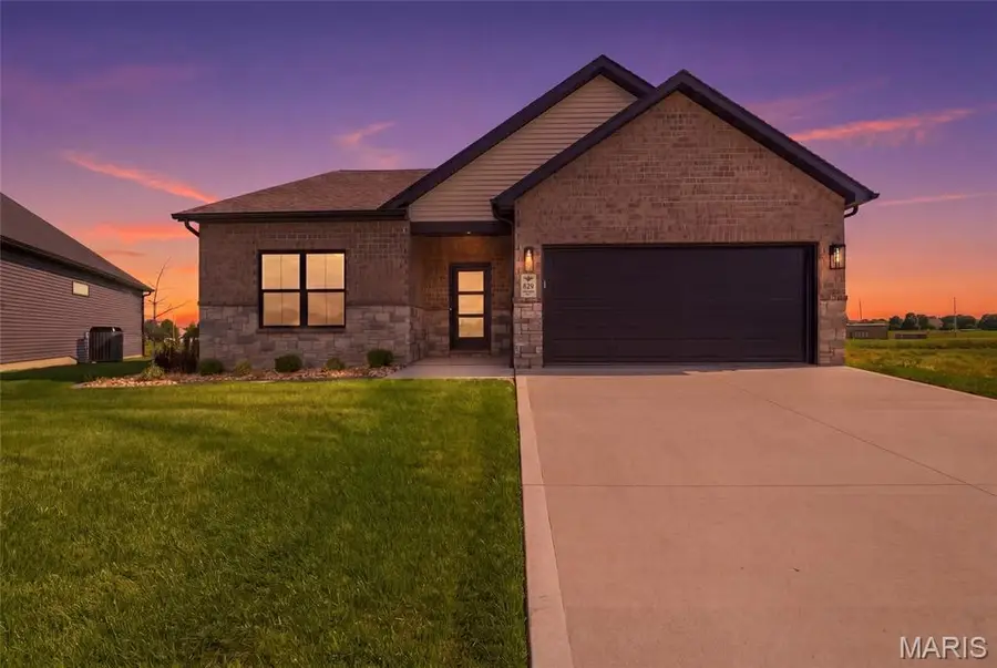 829 Bushwood Way, Caseyville, IL 62269 - #2