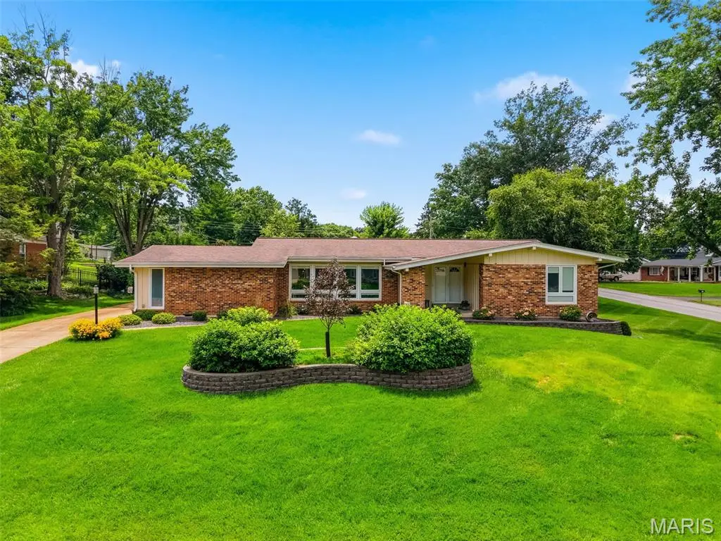 409 Mayfair Drive, Ballwin, MO 63011 - #1