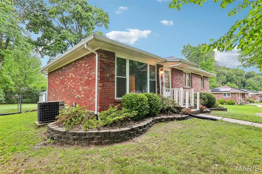 39 Mark Drive, Fairview Heights, IL 62208 - #2