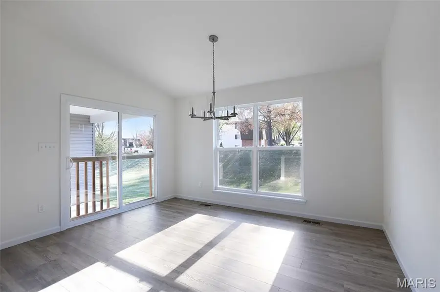 12244 Louiselle Park Drive, Maryland Heights, MO 63043 - #2