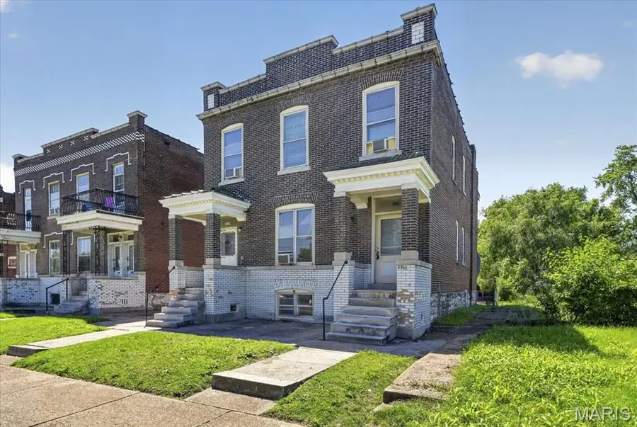 3529 Grace Avenue, Saint Louis, MO 63116 - #2