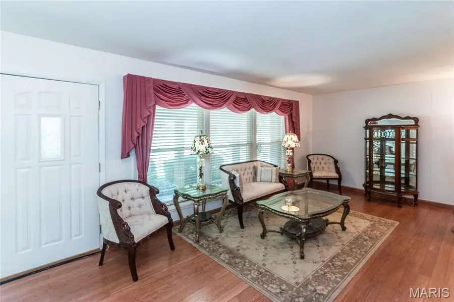 1204 Hobson Drive, Ferguson, MO 63135 - #3